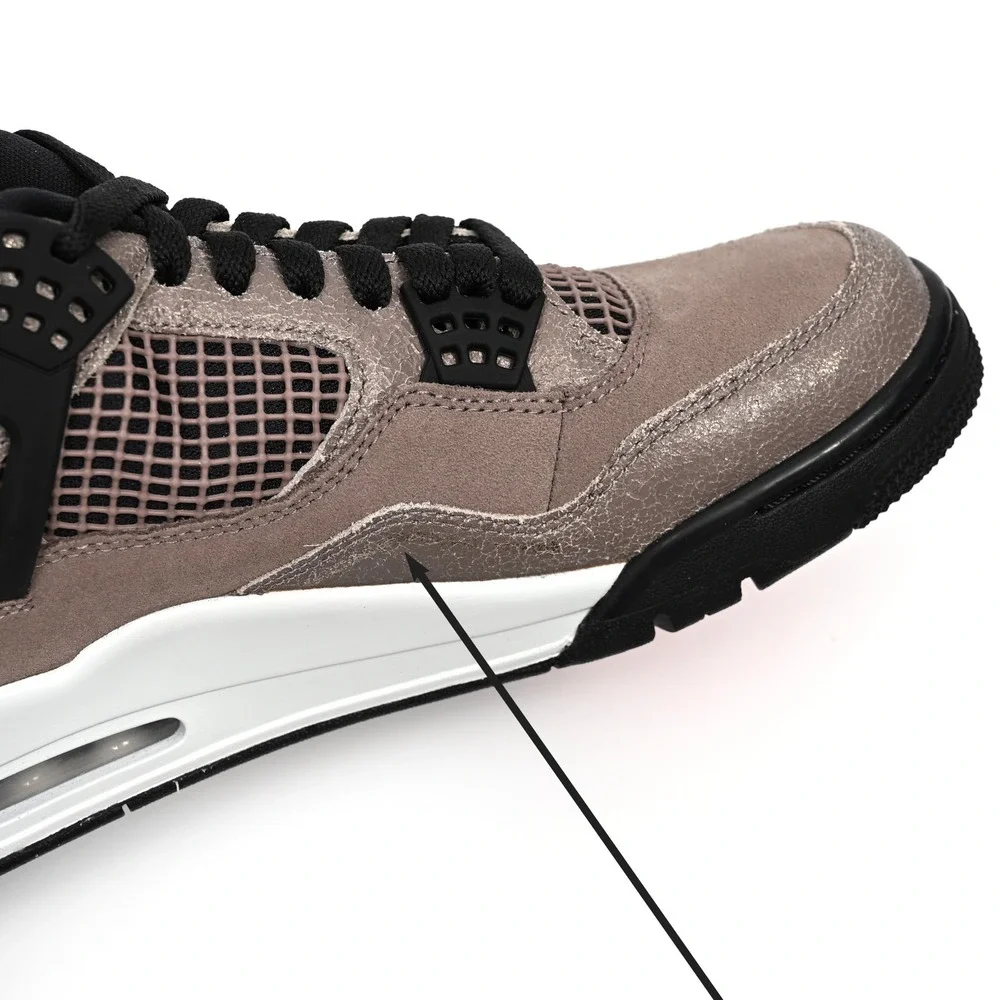 New DS Nike Air Jordan‎ 4 Taupe Haze 2021 Size 9.5 Rare Retro Authentic Brown OG